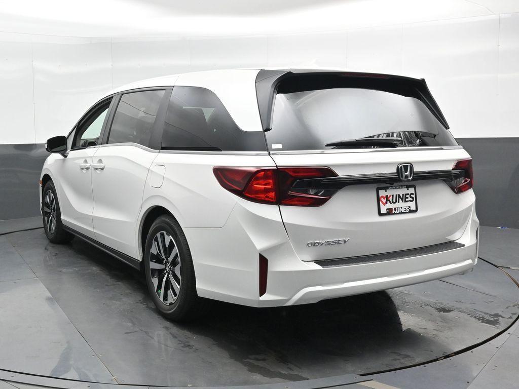 new 2026 Honda Odyssey car, priced at $43,081