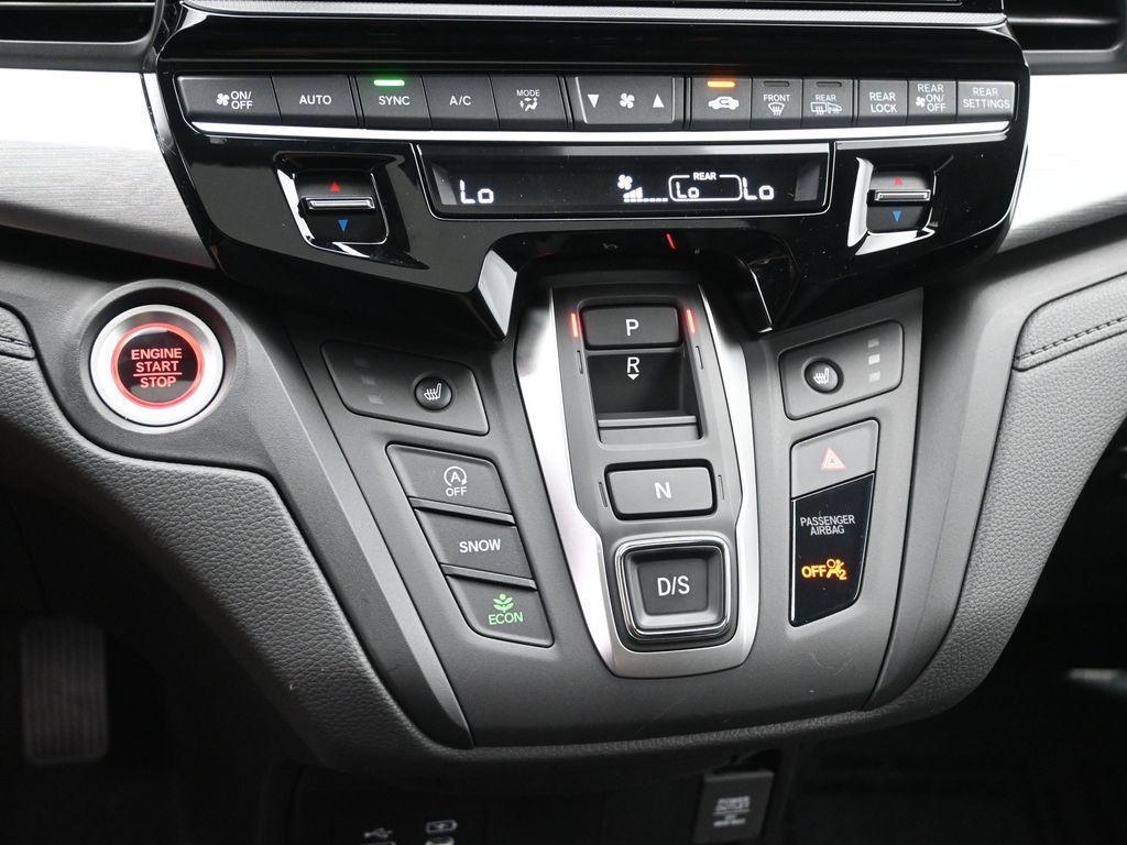 new 2026 Honda Odyssey car, priced at $43,081
