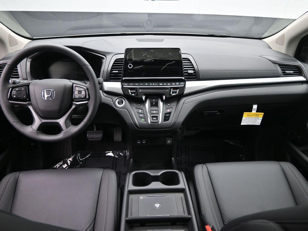 new 2026 Honda Odyssey car, priced at $43,081