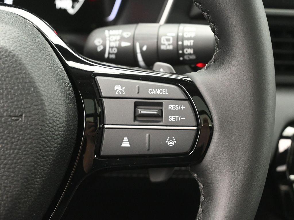 new 2025 Honda Pilot car, priced at $53,155