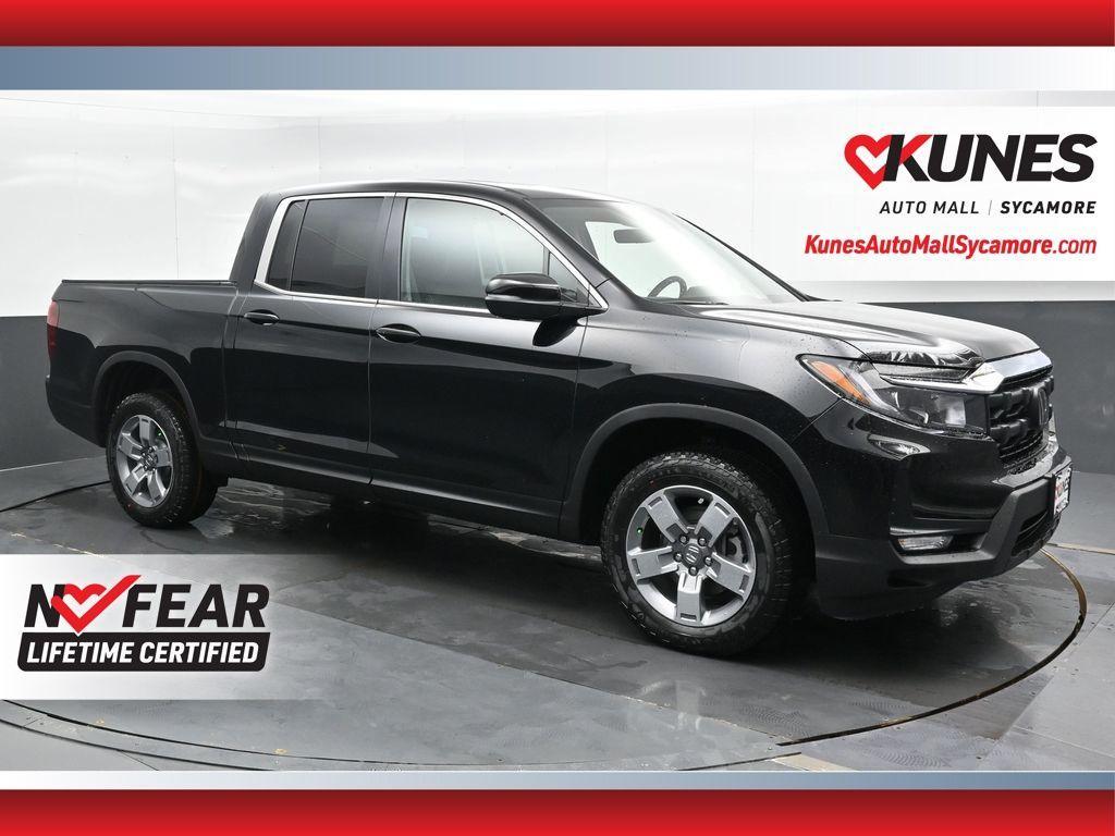 used 2025 Honda Ridgeline car, priced at $40,000