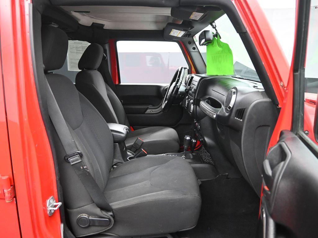 used 2015 Jeep Wrangler Unlimited car, priced at $10,791