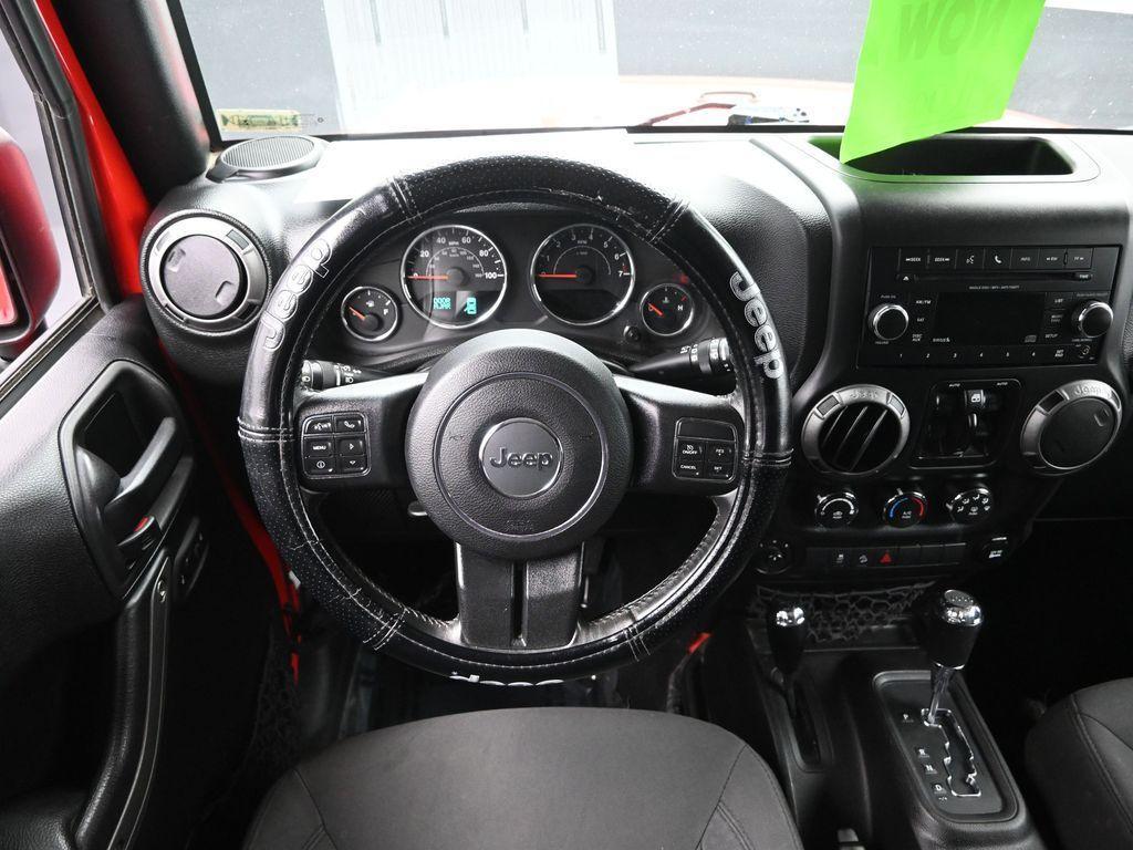 used 2015 Jeep Wrangler Unlimited car, priced at $10,791