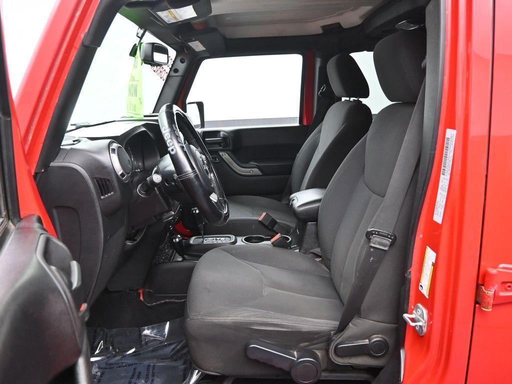 used 2015 Jeep Wrangler Unlimited car, priced at $10,791