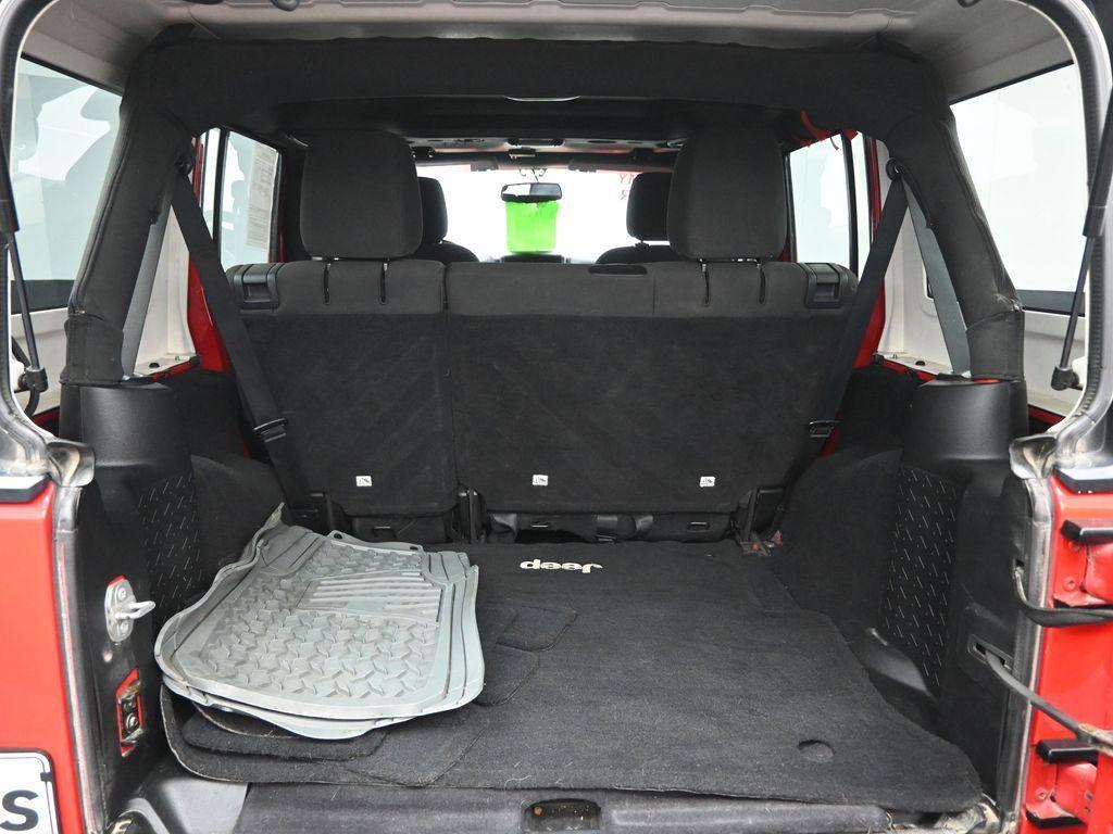 used 2015 Jeep Wrangler Unlimited car, priced at $10,791
