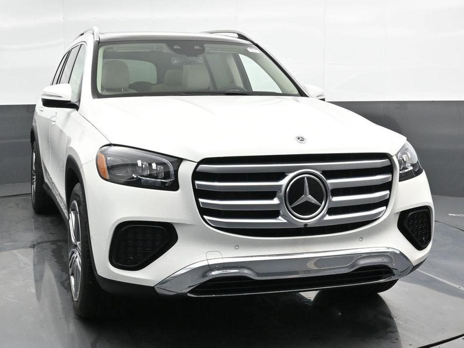 new 2024 Mercedes-Benz GLS 450 car, priced at $82,985