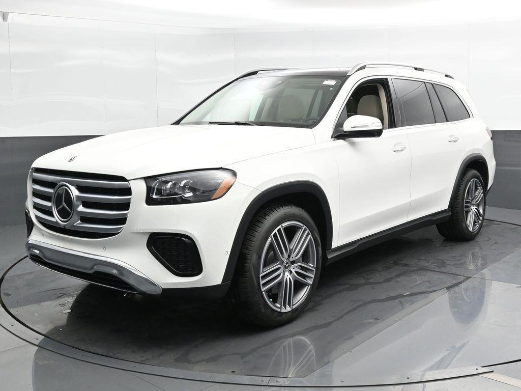 new 2024 Mercedes-Benz GLS 450 car, priced at $82,985