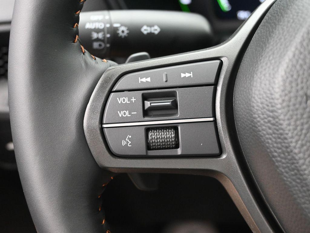 new 2026 Honda CR-V Hybrid car, priced at $41,675