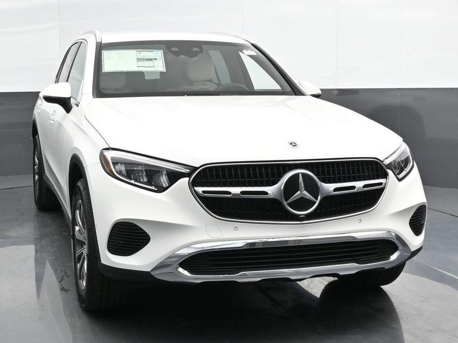 new 2025 Mercedes-Benz GLC 300 car, priced at $55,410