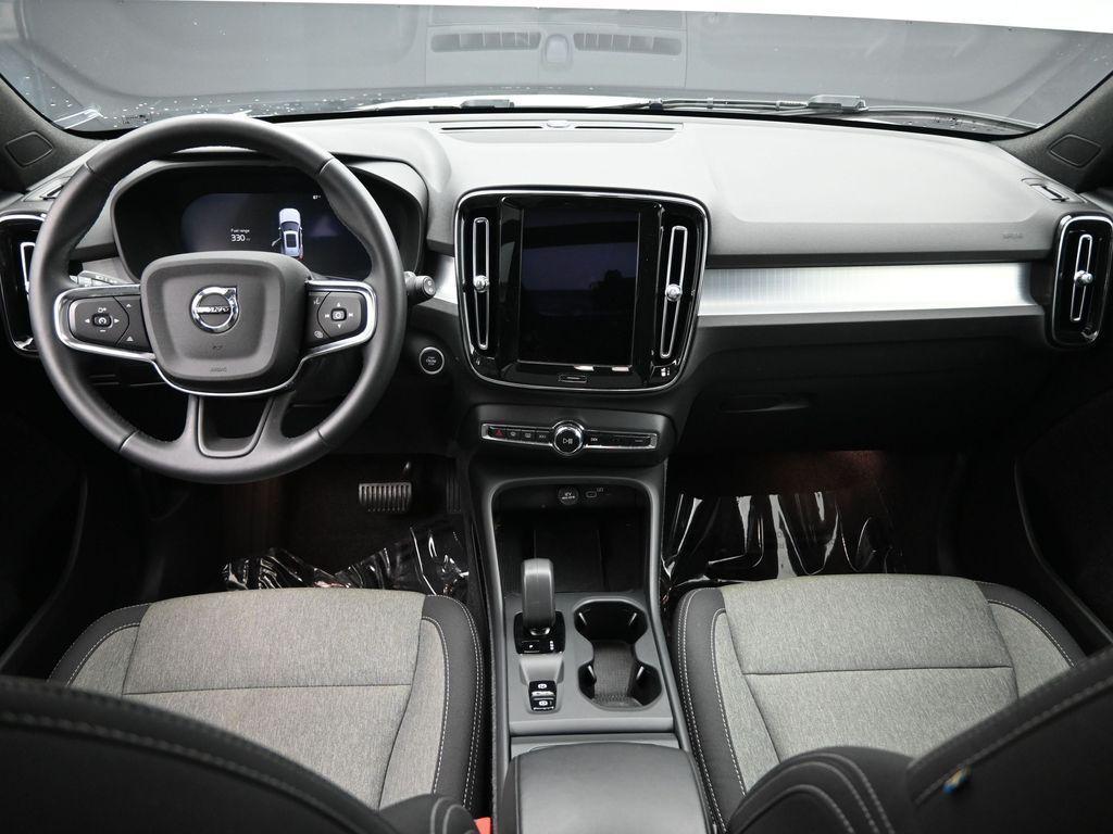 used 2025 Volvo XC40 car, priced at $29,576