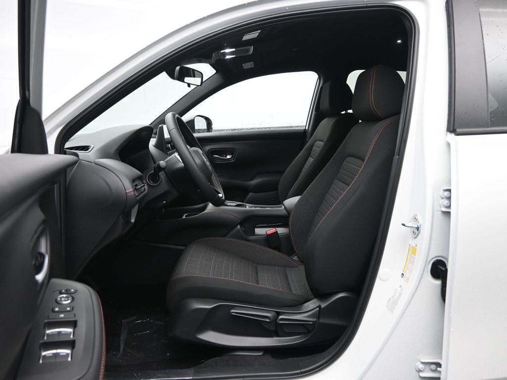 new 2025 Honda HR-V car, priced at $29,959