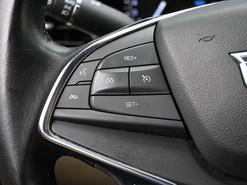 used 2019 Cadillac XT5 car, priced at $23,318