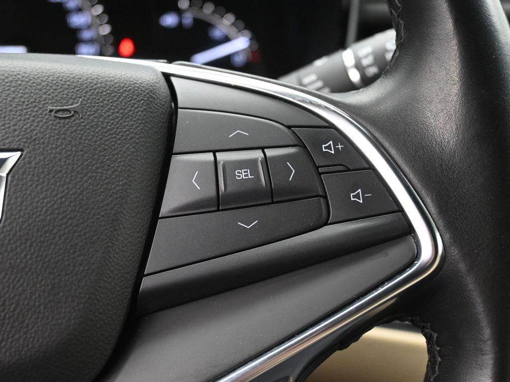 used 2019 Cadillac XT5 car, priced at $23,318