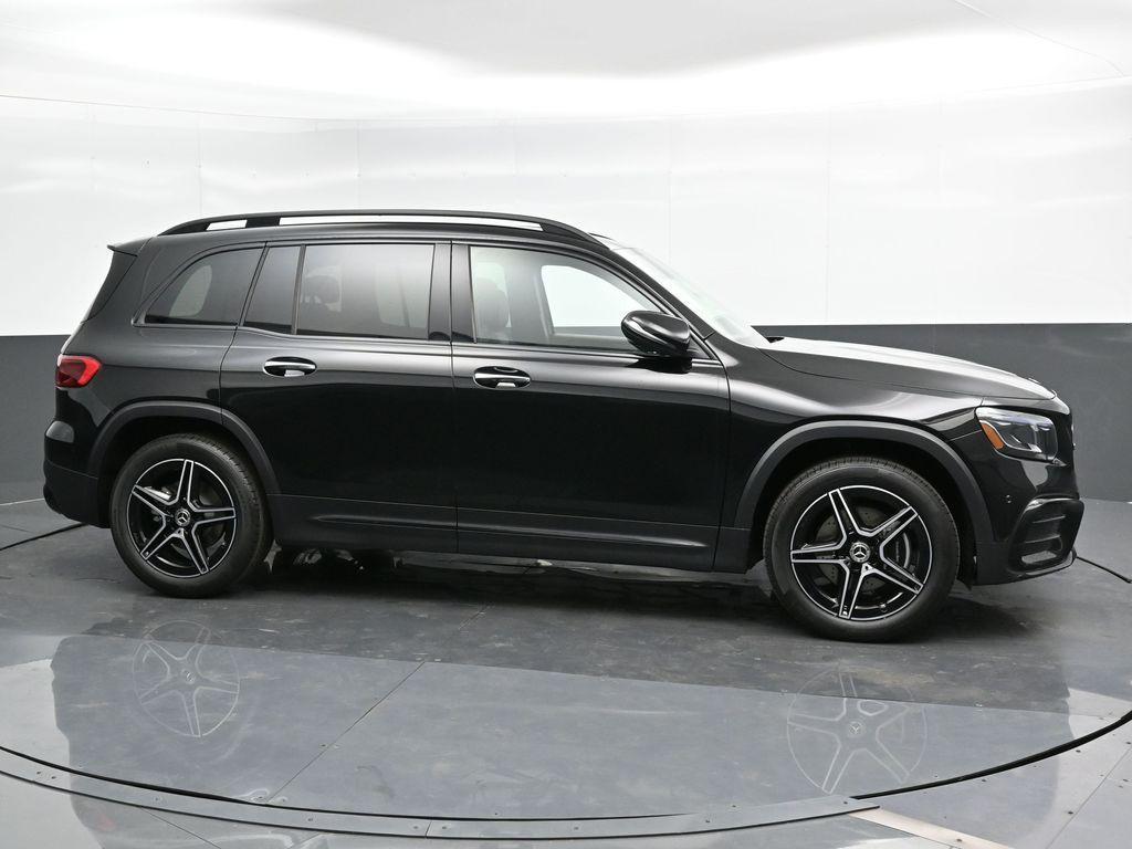 new 2024 Mercedes-Benz GLB 250 car, priced at $52,566