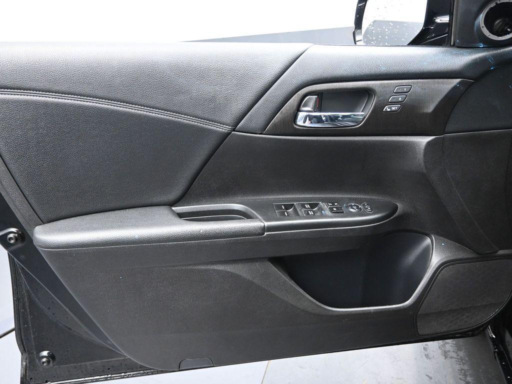 used 2013 Honda Accord car, priced at $6,500