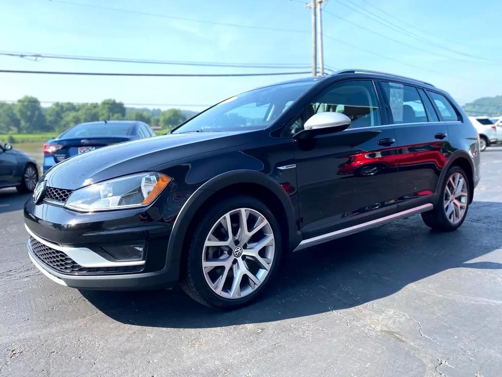 used 2017 Volkswagen Golf Alltrack car, priced at $15,250