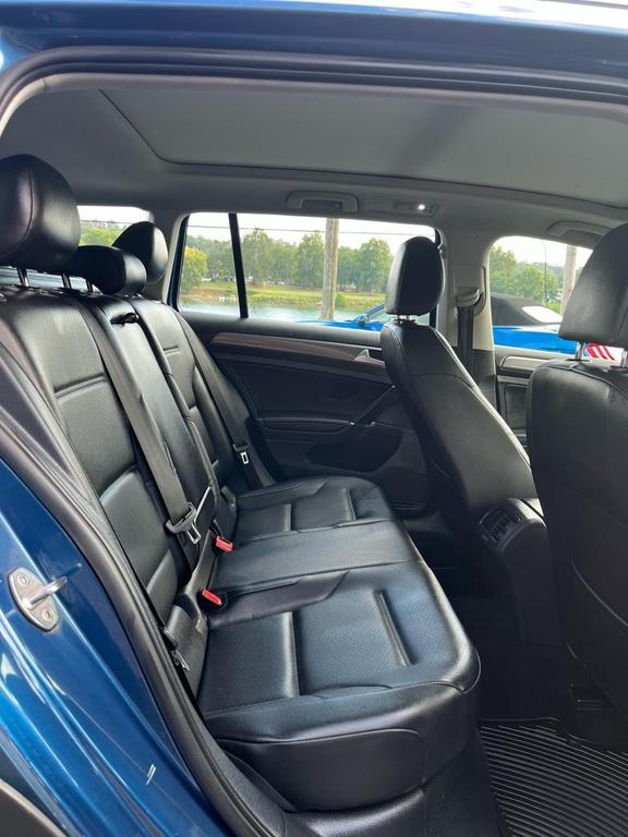 used 2018 Volkswagen Golf Alltrack car, priced at $18,925