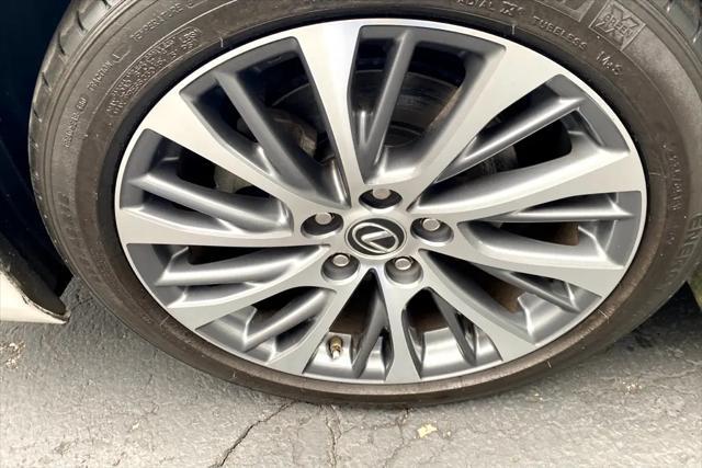 used 2019 Lexus ES 350 car, priced at $27,995