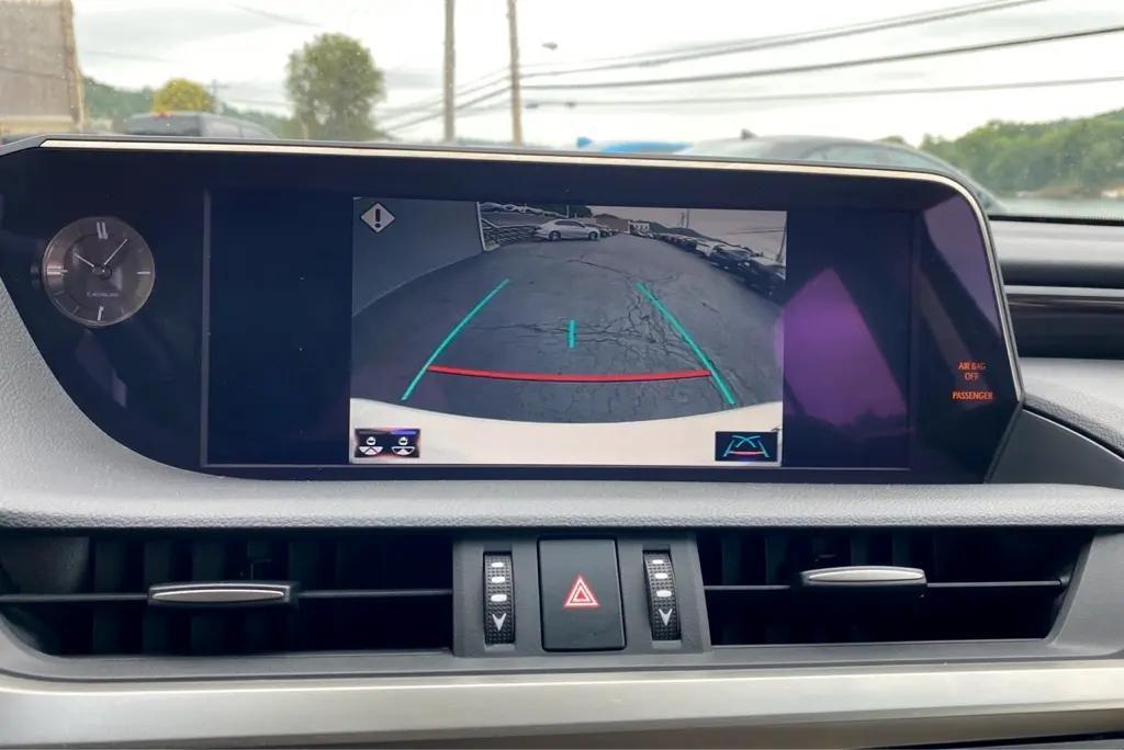 used 2019 Lexus ES 350 car, priced at $26,455