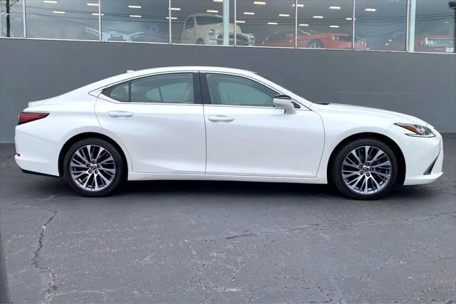 used 2019 Lexus ES 350 car, priced at $27,995