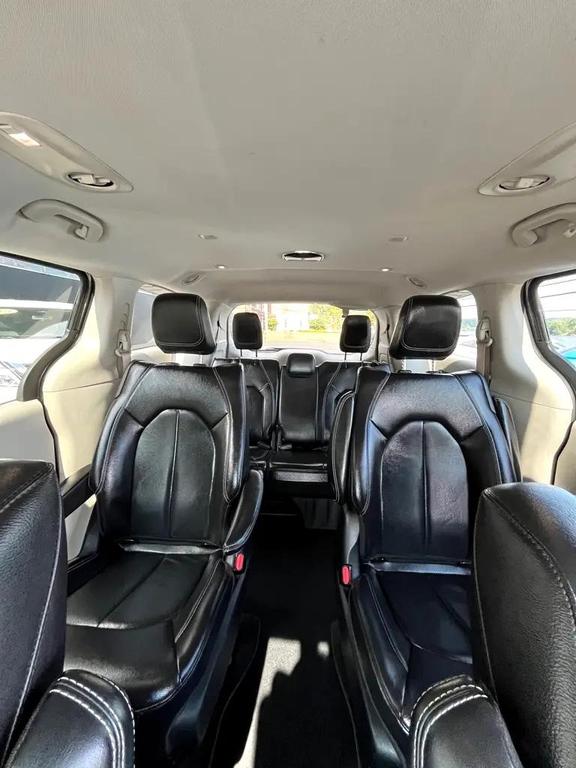 used 2022 Chrysler Pacifica Hybrid car, priced at $23,250