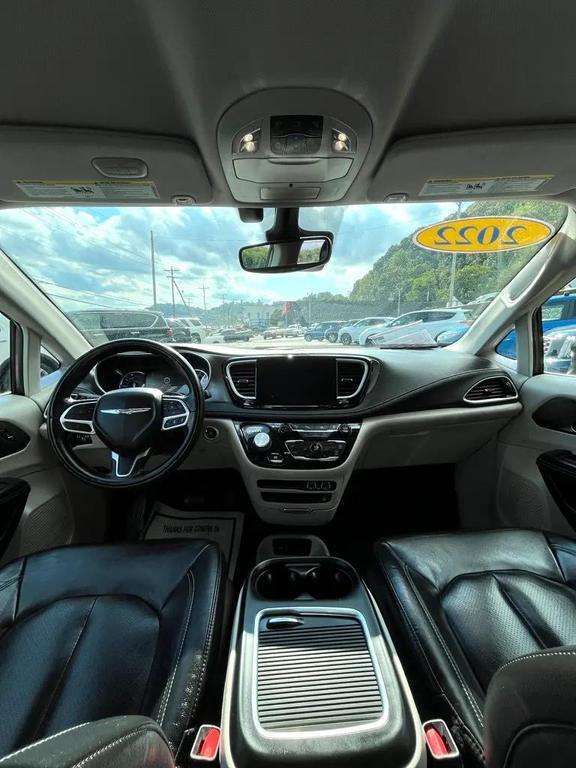 used 2022 Chrysler Pacifica Hybrid car, priced at $23,250