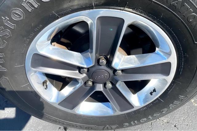 used 2018 Jeep Wrangler Unlimited car, priced at $27,695