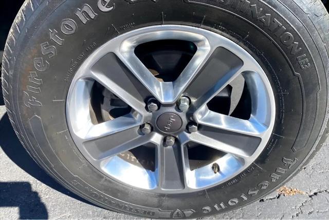 used 2018 Jeep Wrangler Unlimited car, priced at $27,695