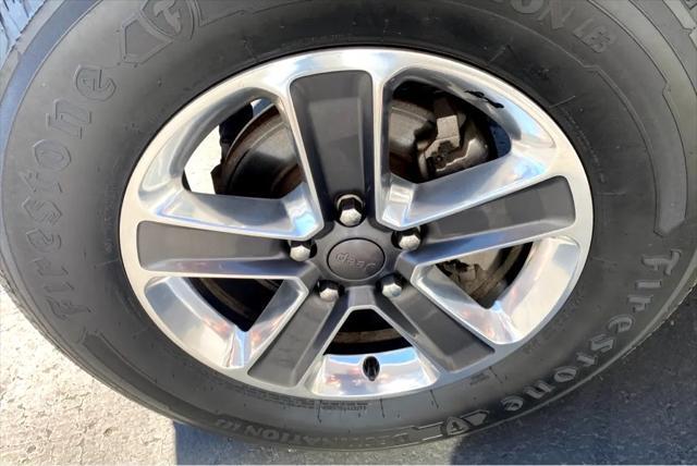 used 2018 Jeep Wrangler Unlimited car, priced at $27,695