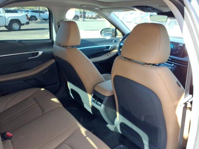 new 2025 Hyundai Sonata Hybrid car, priced at $37,581