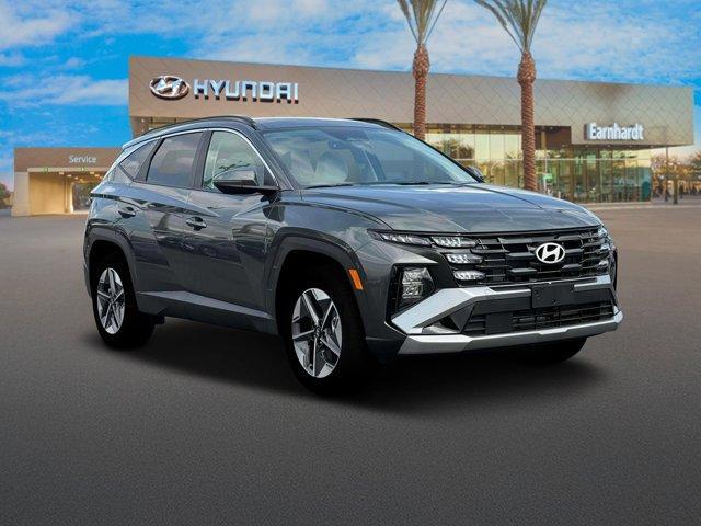 new 2025 Hyundai TUCSON Hybrid car, priced at $33,306