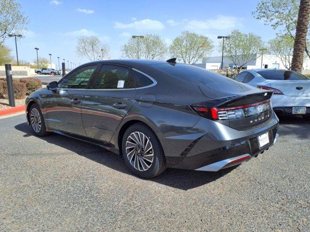 new 2025 Hyundai Sonata Hybrid car, priced at $37,688