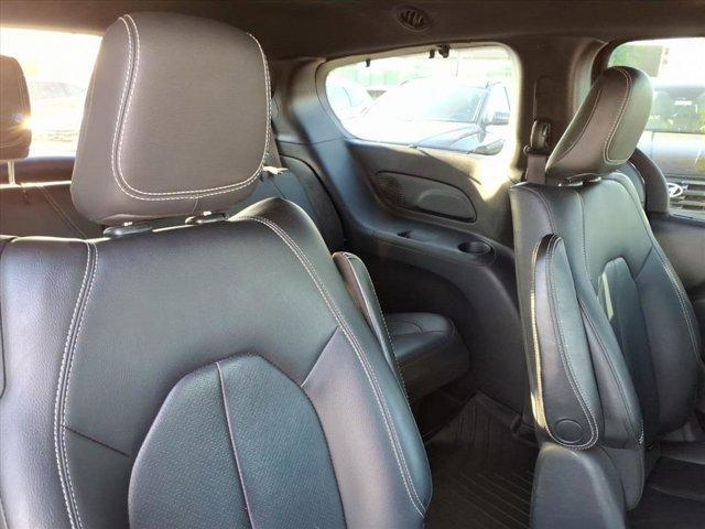 used 2021 Chrysler Pacifica Hybrid car, priced at $23,899