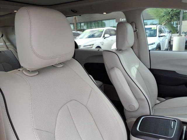 used 2021 Chrysler Pacifica Hybrid car, priced at $26,199