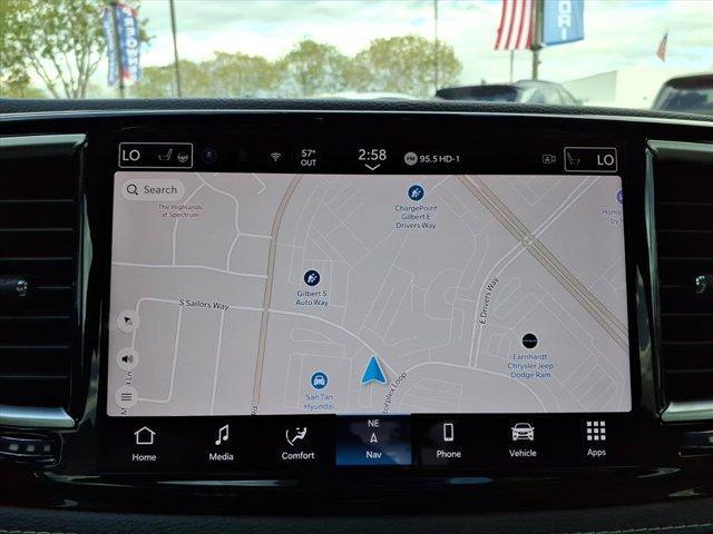 used 2021 Chrysler Pacifica Hybrid car, priced at $26,199