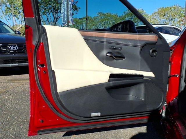 used 2024 Lexus ES 350 car, priced at $38,799