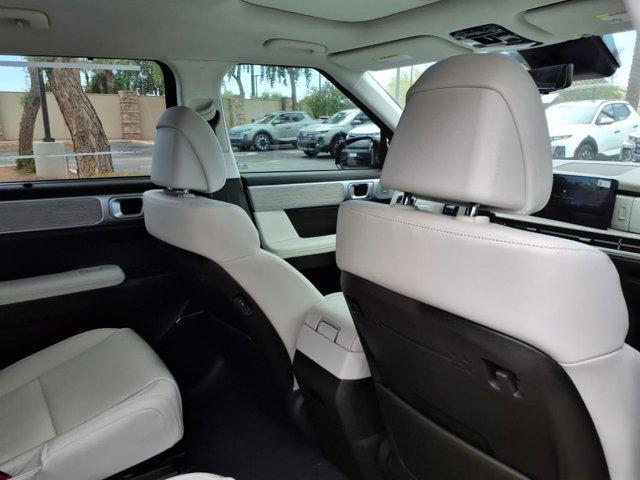 new 2025 Hyundai SANTA FE HEV car, priced at $48,727