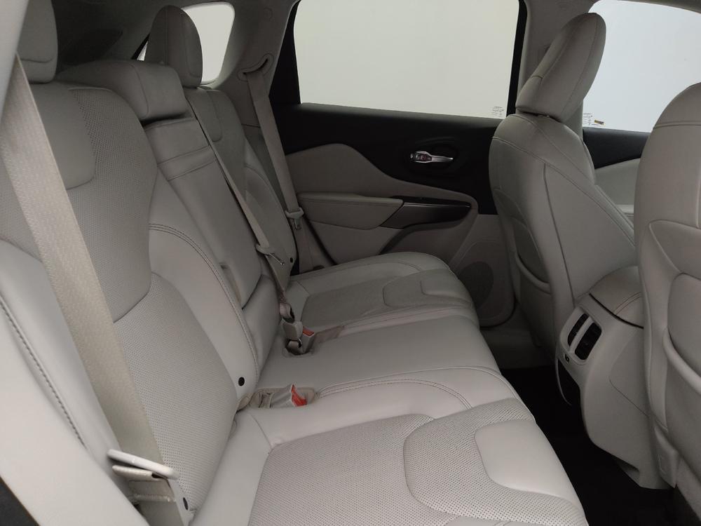 used 2019 Jeep Cherokee car, priced at $17,395