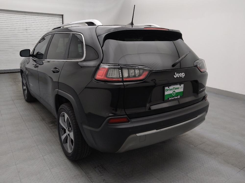 used 2019 Jeep Cherokee car, priced at $17,395