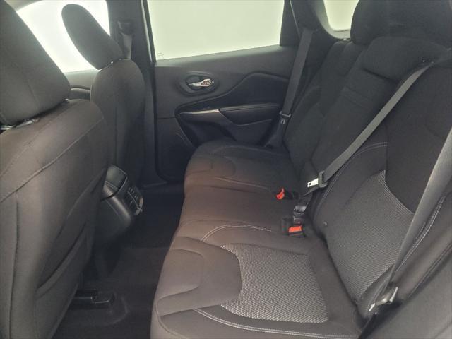 used 2019 Jeep Cherokee car, priced at $15,495