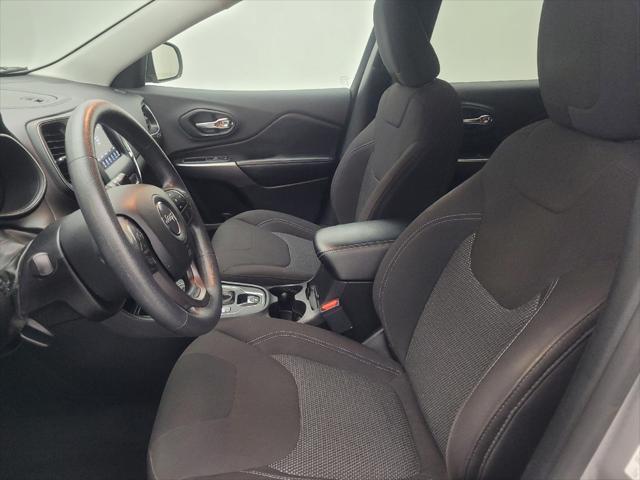 used 2019 Jeep Cherokee car, priced at $15,495