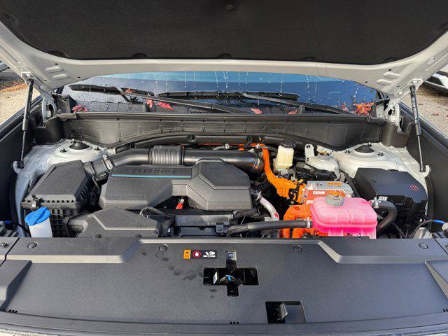 new 2025 Hyundai SANTA FE HEV car, priced at $52,000