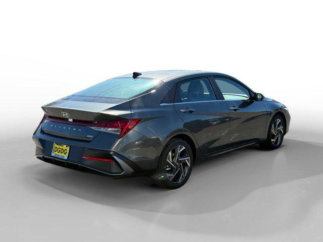 new 2025 Hyundai Elantra car, priced at $31,085