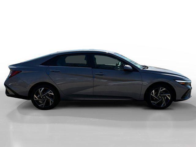 new 2025 Hyundai Elantra car, priced at $31,110