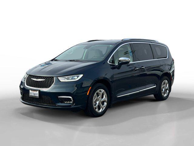 used 2021 Chrysler Pacifica car, priced at $33,391