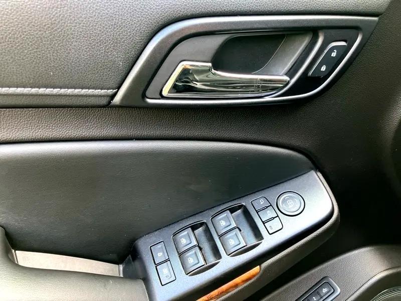 used 2016 Chevrolet Suburban car, priced at $20,995