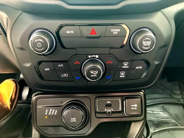 used 2020 Jeep Renegade car, priced at $18,995