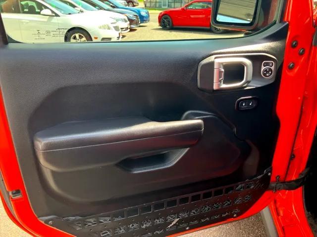 used 2018 Jeep Wrangler Unlimited car, priced at $26,995