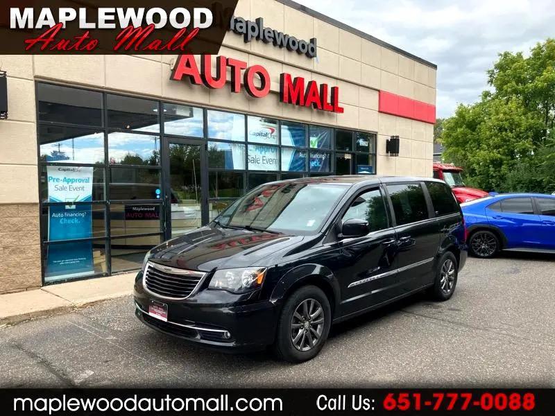used 2014 Chrysler Town & Country car, priced at $9,995