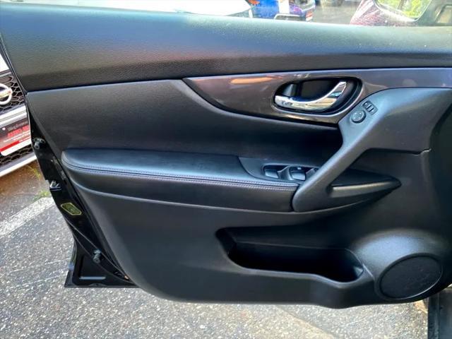 used 2020 Nissan Rogue car, priced at $17,995
